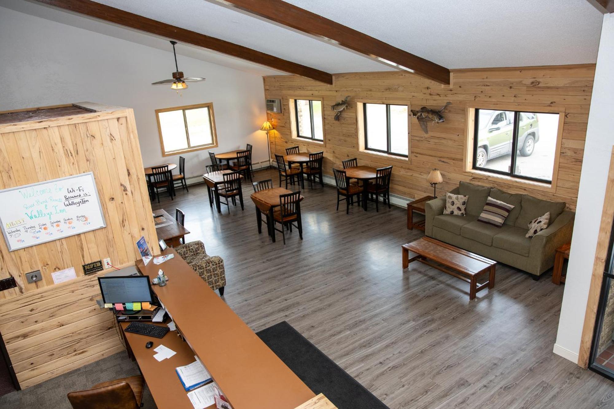 Walleye Inn Baudette Extérieur photo